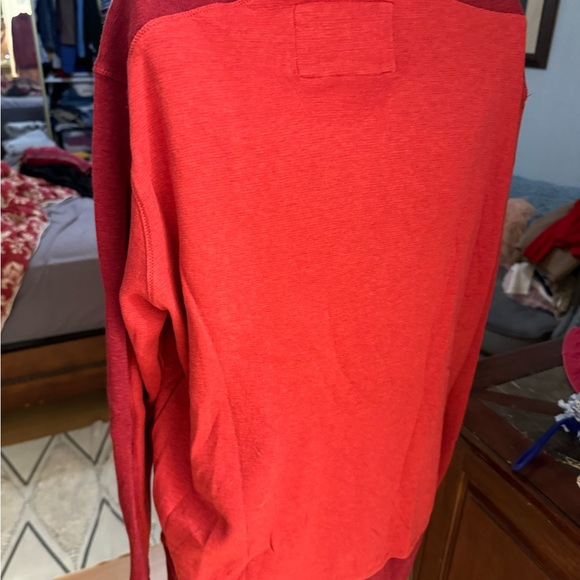 Torrey Pines 1/3 zip Red sweater - Picture 5 of 7